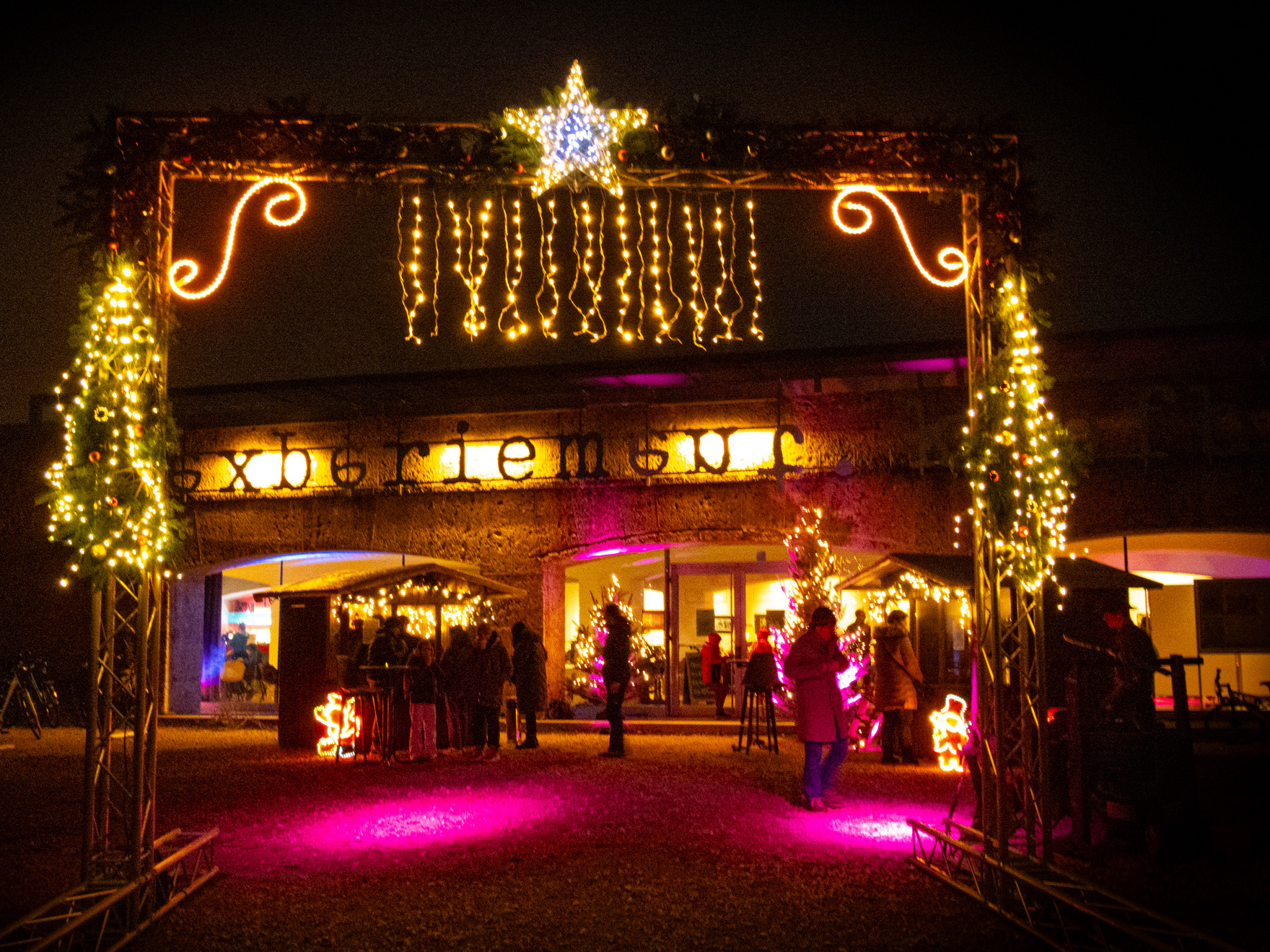 “Schräger die Glocken nie klingen” – der etwas andere Weihnachtsmarkt im Kopfbau 2026
